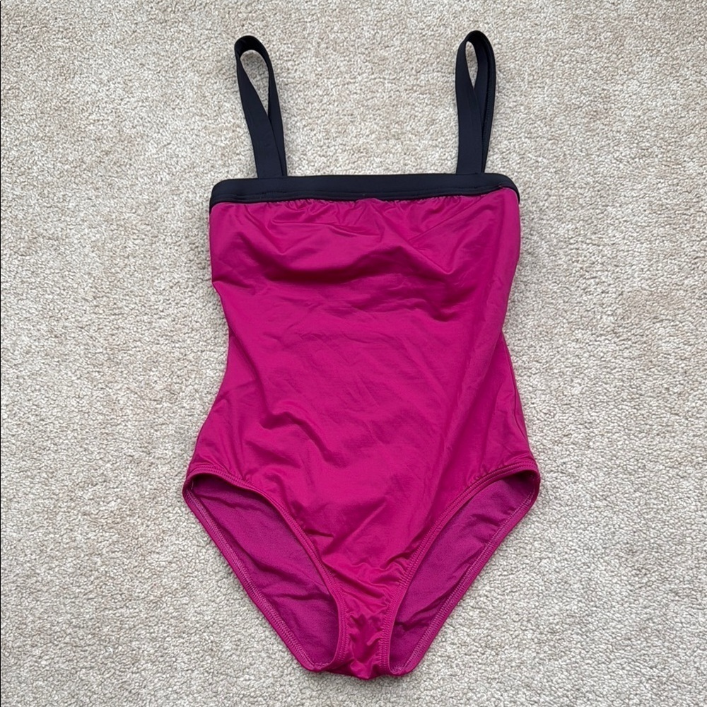 Tommy Bahama Square Neck Underwire Magenta One Piece Swimsuit Size 6